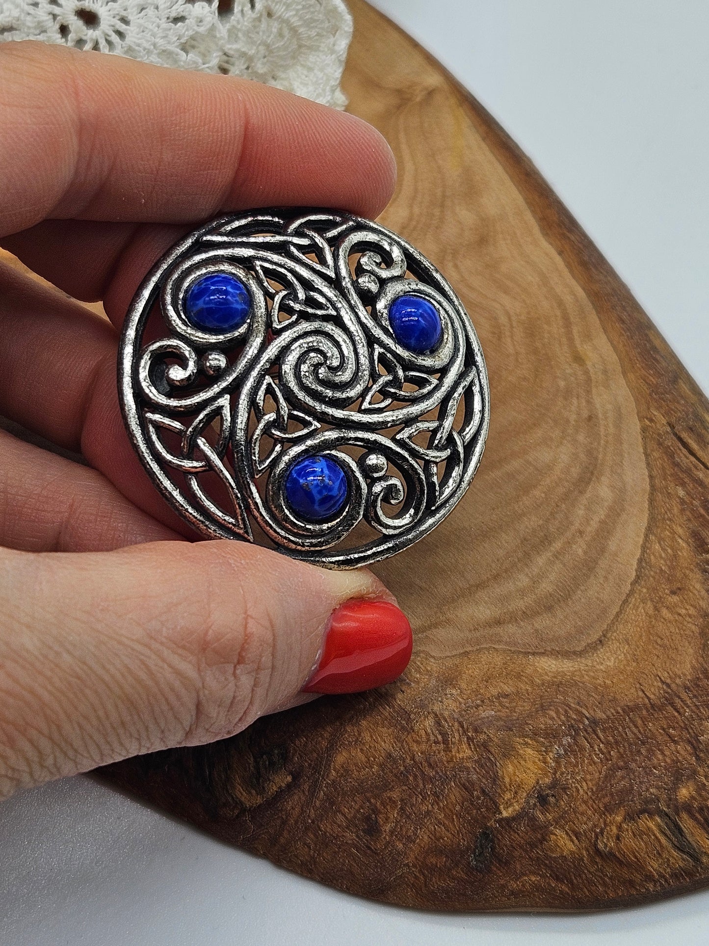 Vintage Large Circle Celtic brooch with Scottish gemstones