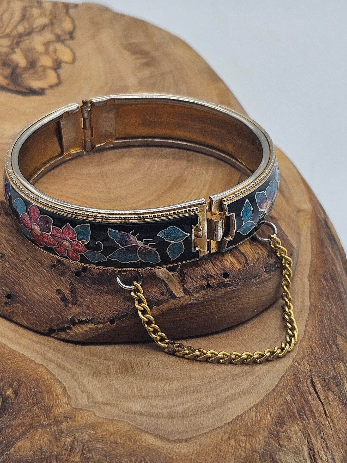 Vintage enamel floral bracelet with small chain