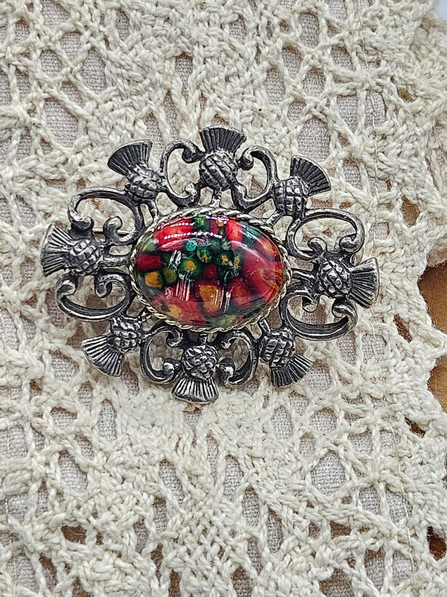 Vintage Scottish brooch - Thistles with Multicoloured insert.