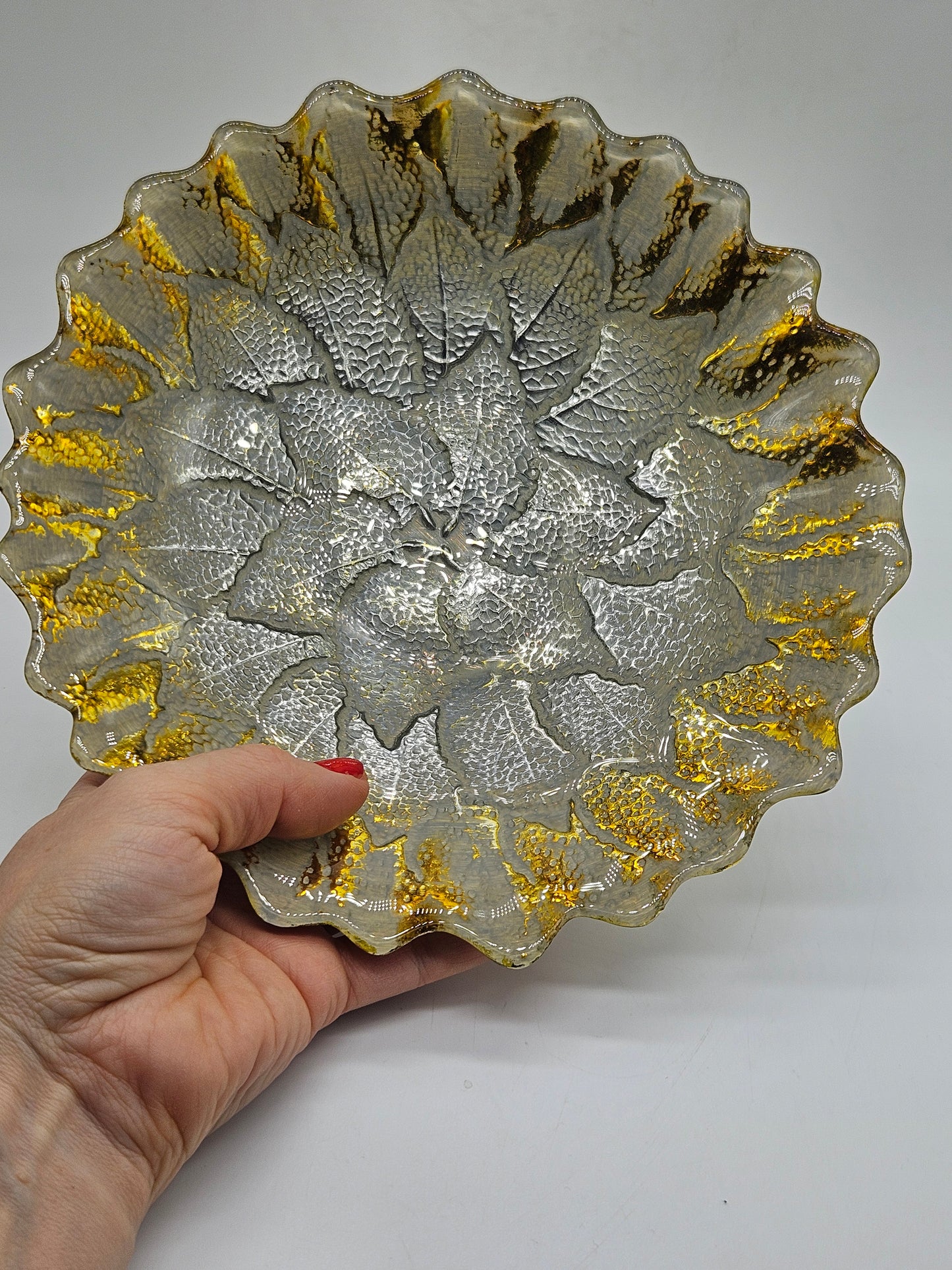 Vintage silver and gold mirror-like glass dish with leaves pattern