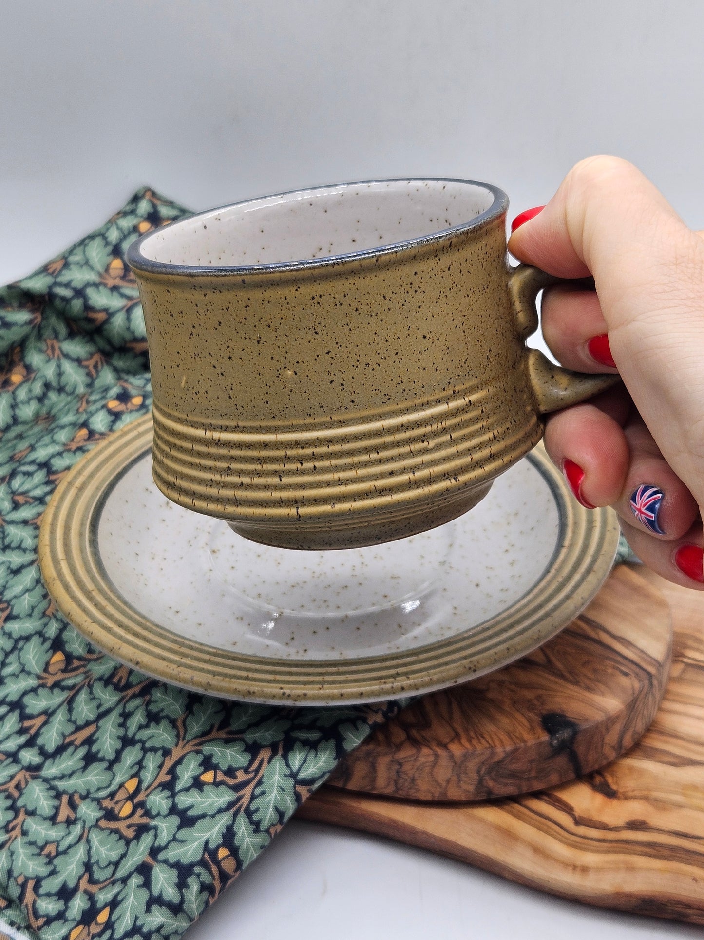 Vintage Ceramic Tea cup and saucer