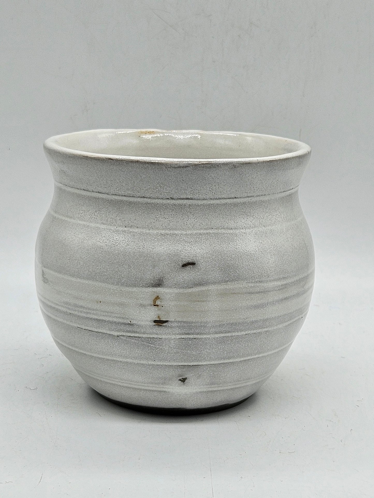Vintage Studio Pottery Hand Thrown Pot/Vase, Signed