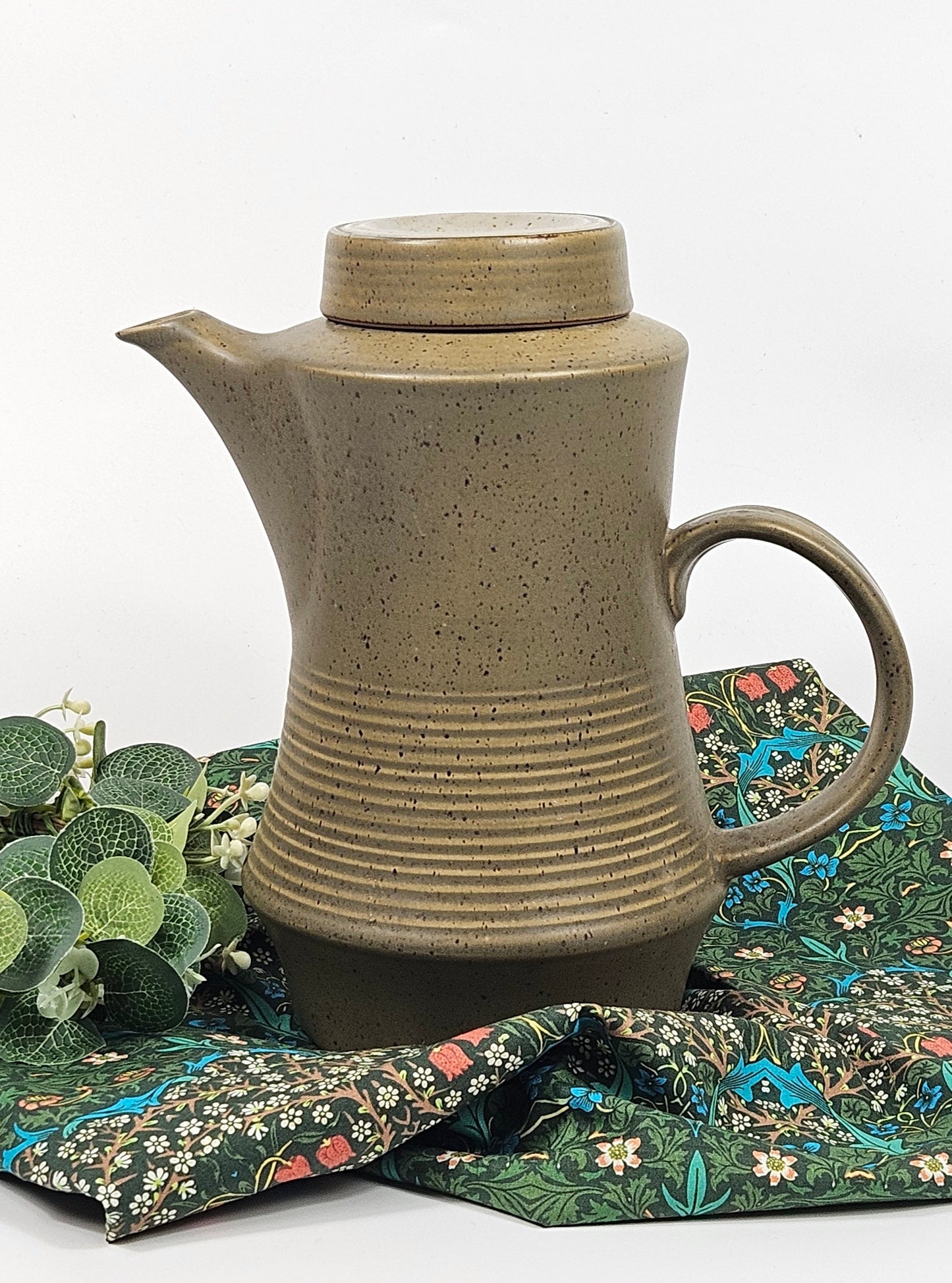 Large Vintage Studio Pottery Tea/Coffee Pot