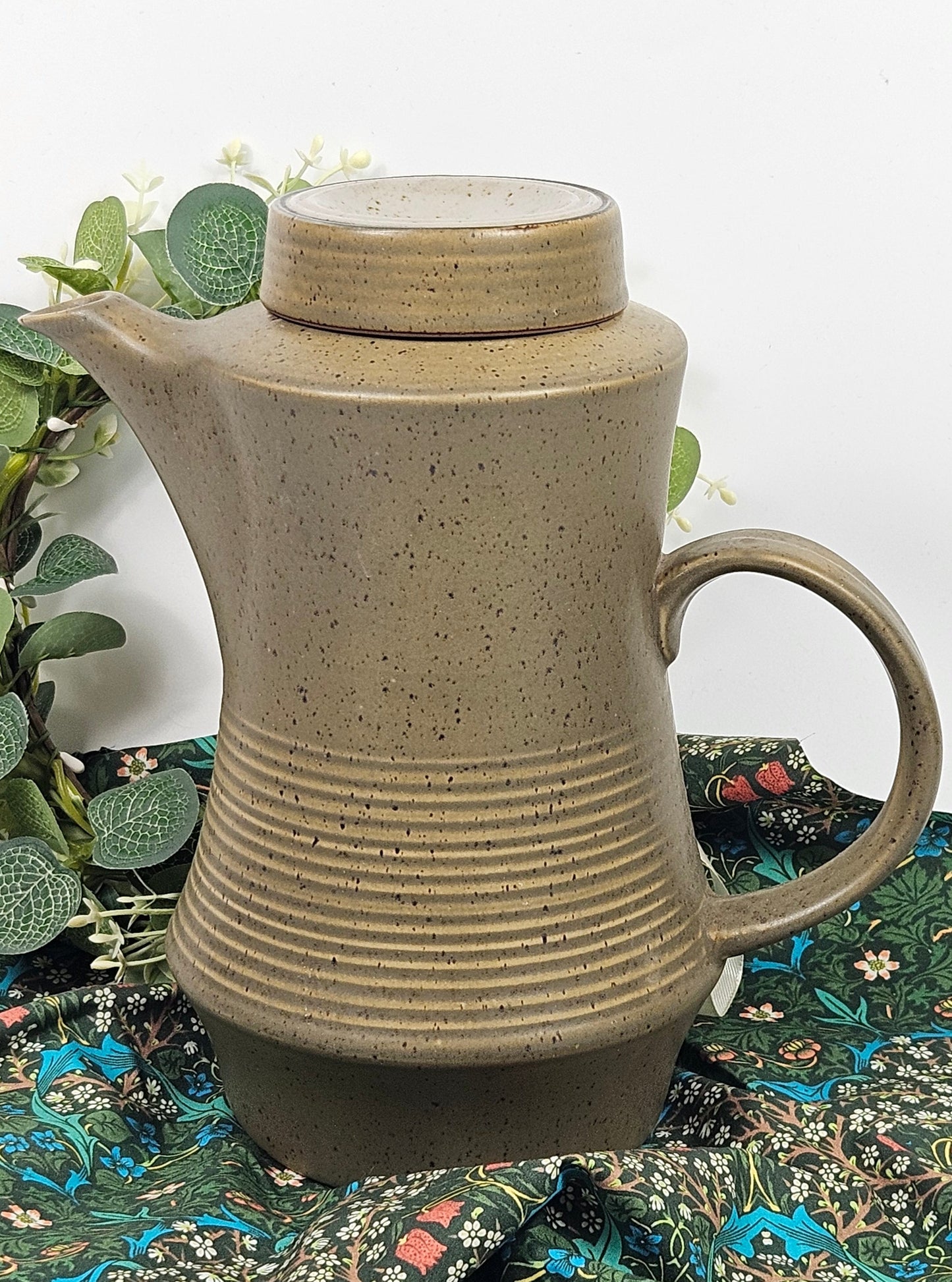 Large Vintage Studio Pottery Tea/Coffee Pot