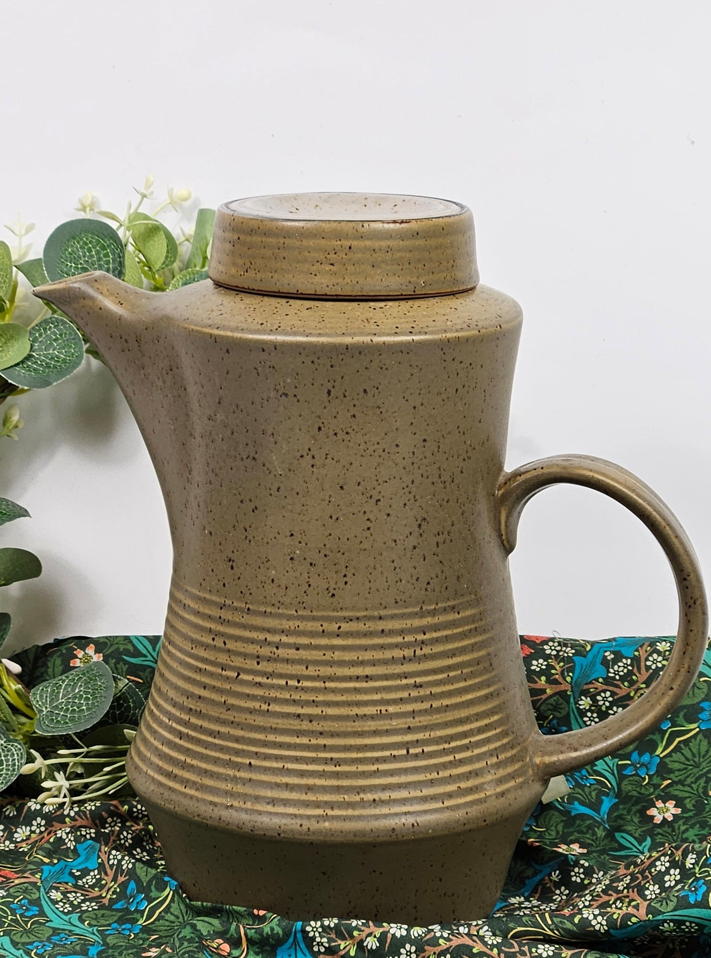 Large Vintage Studio Pottery Tea/Coffee Pot