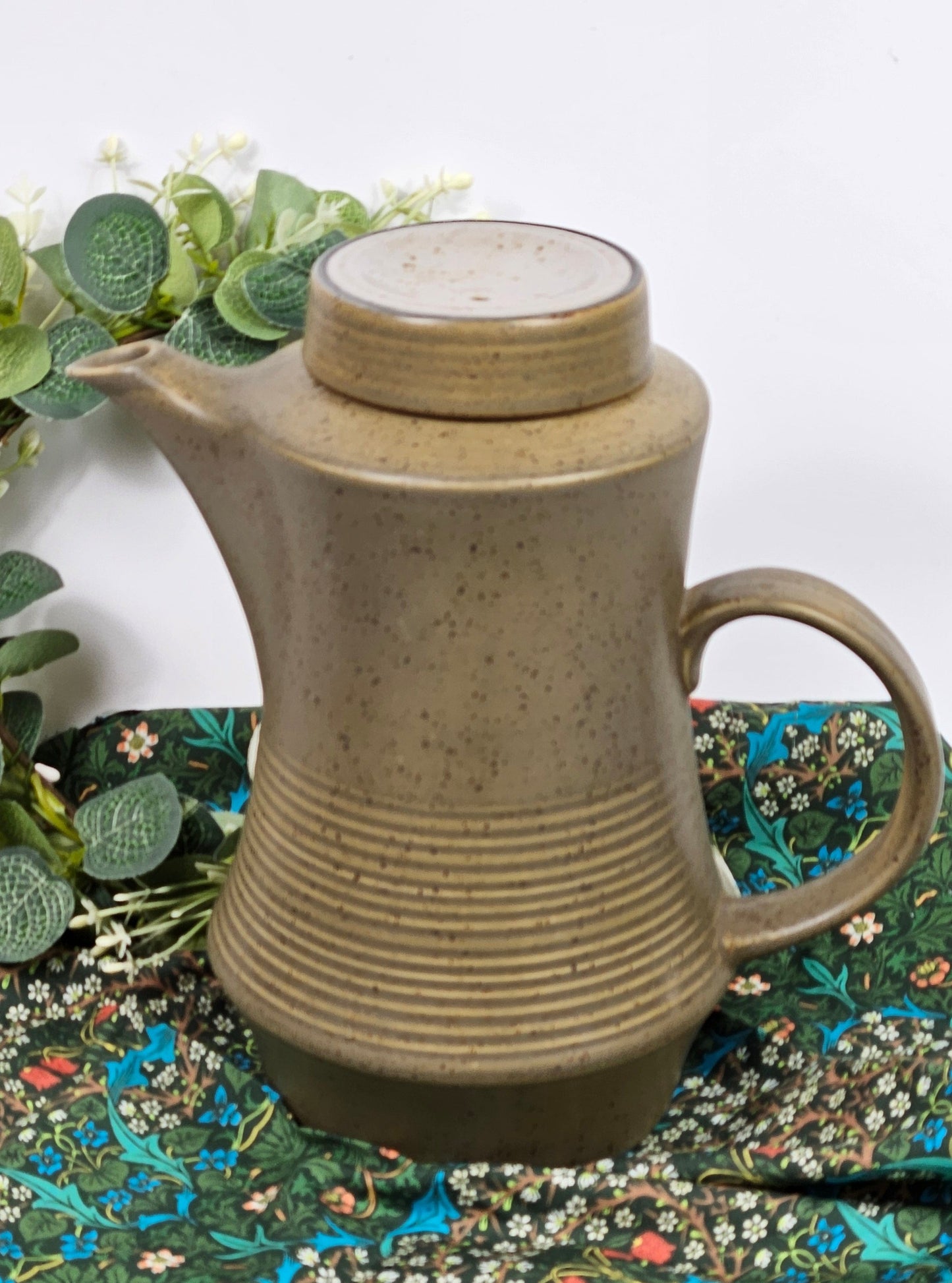 Large Vintage Studio Pottery Tea/Coffee Pot