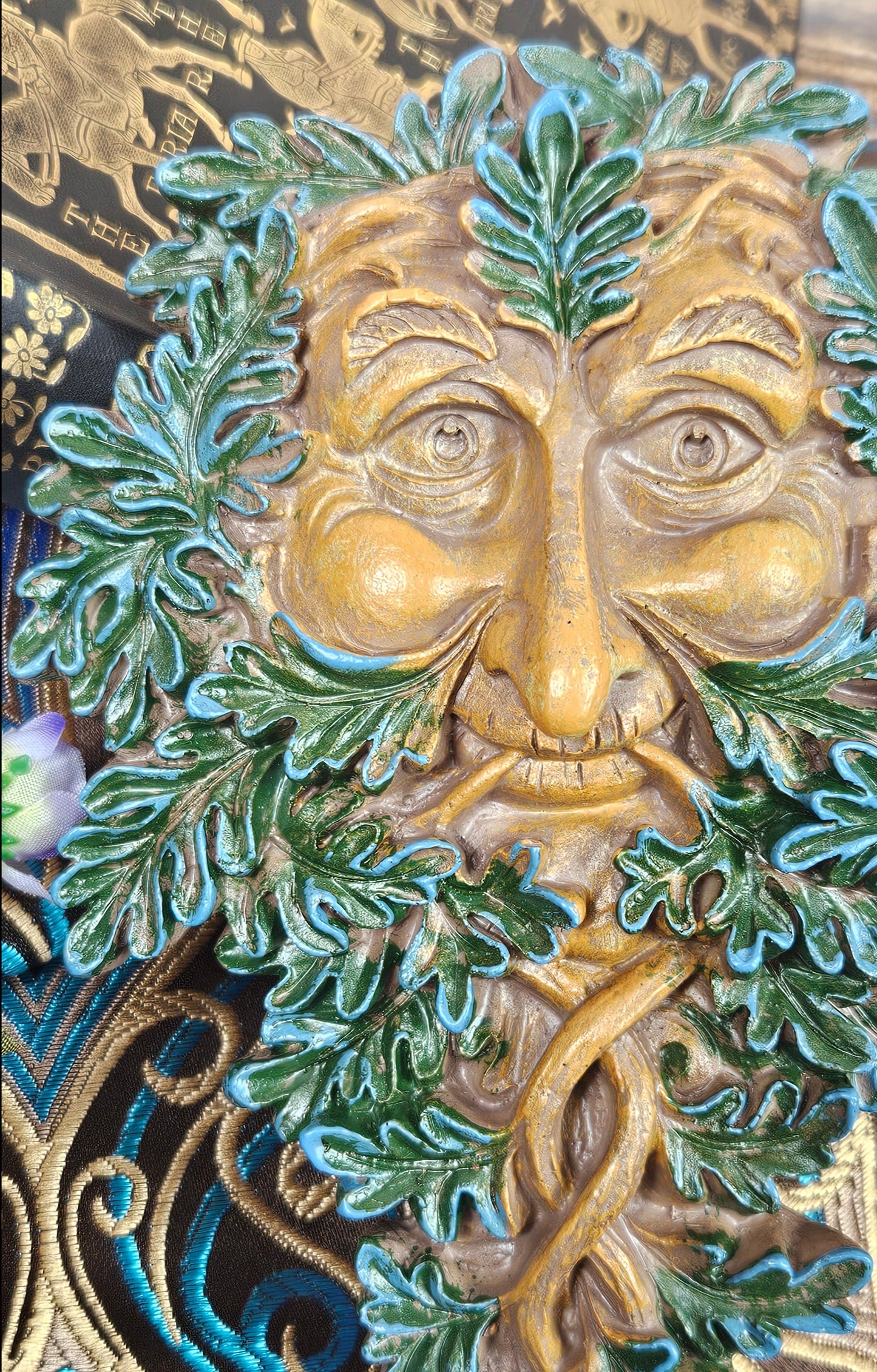 Preloved Panel Green Man in excellent condition