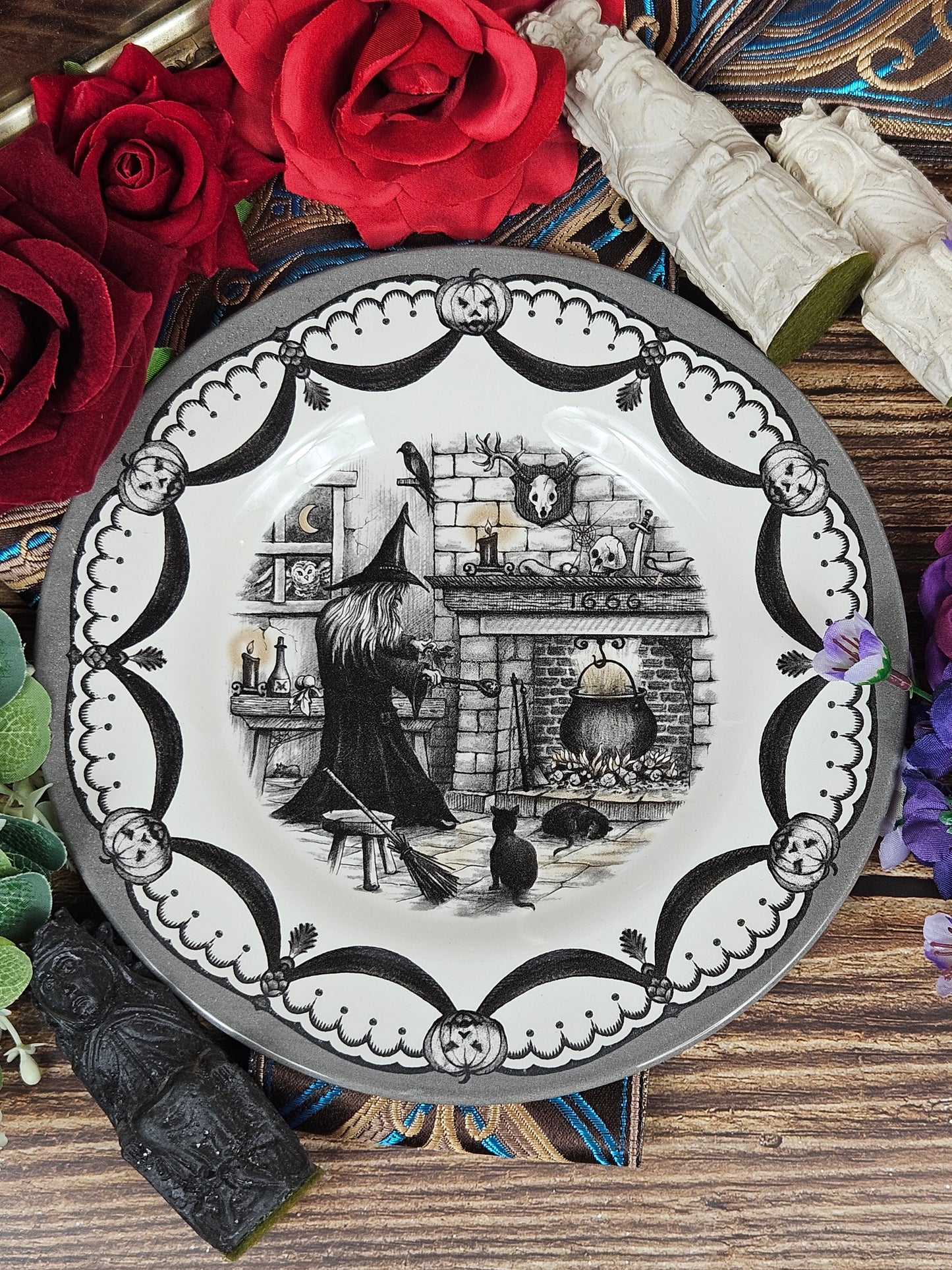 DInnwer plate Halloween 22 cm, Royal Stafford, New
