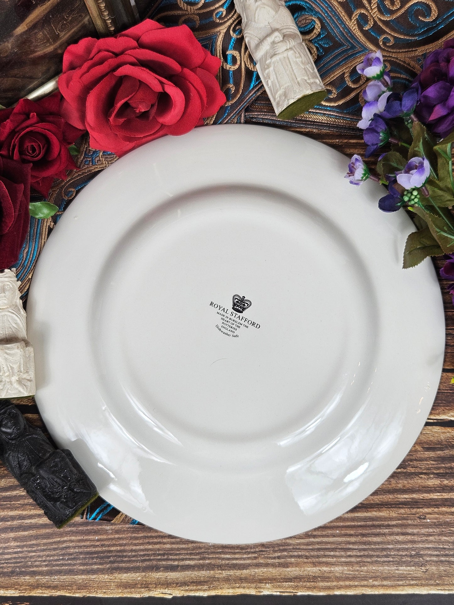 Large dinner plate Halloween 28 cm, Royal Stafford, New