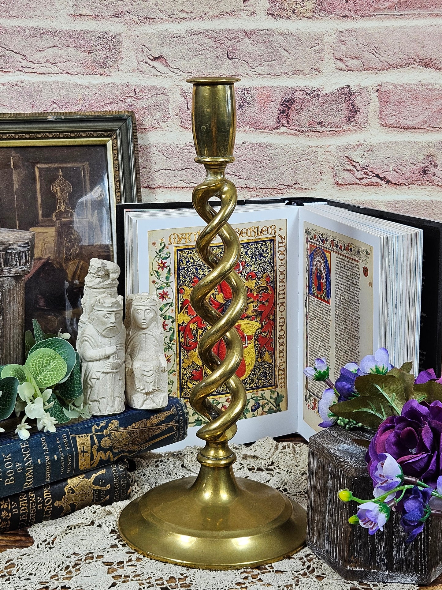 Vintage Large Brass Twisted Stem Candle stick Holder 30 cm, Chapel style