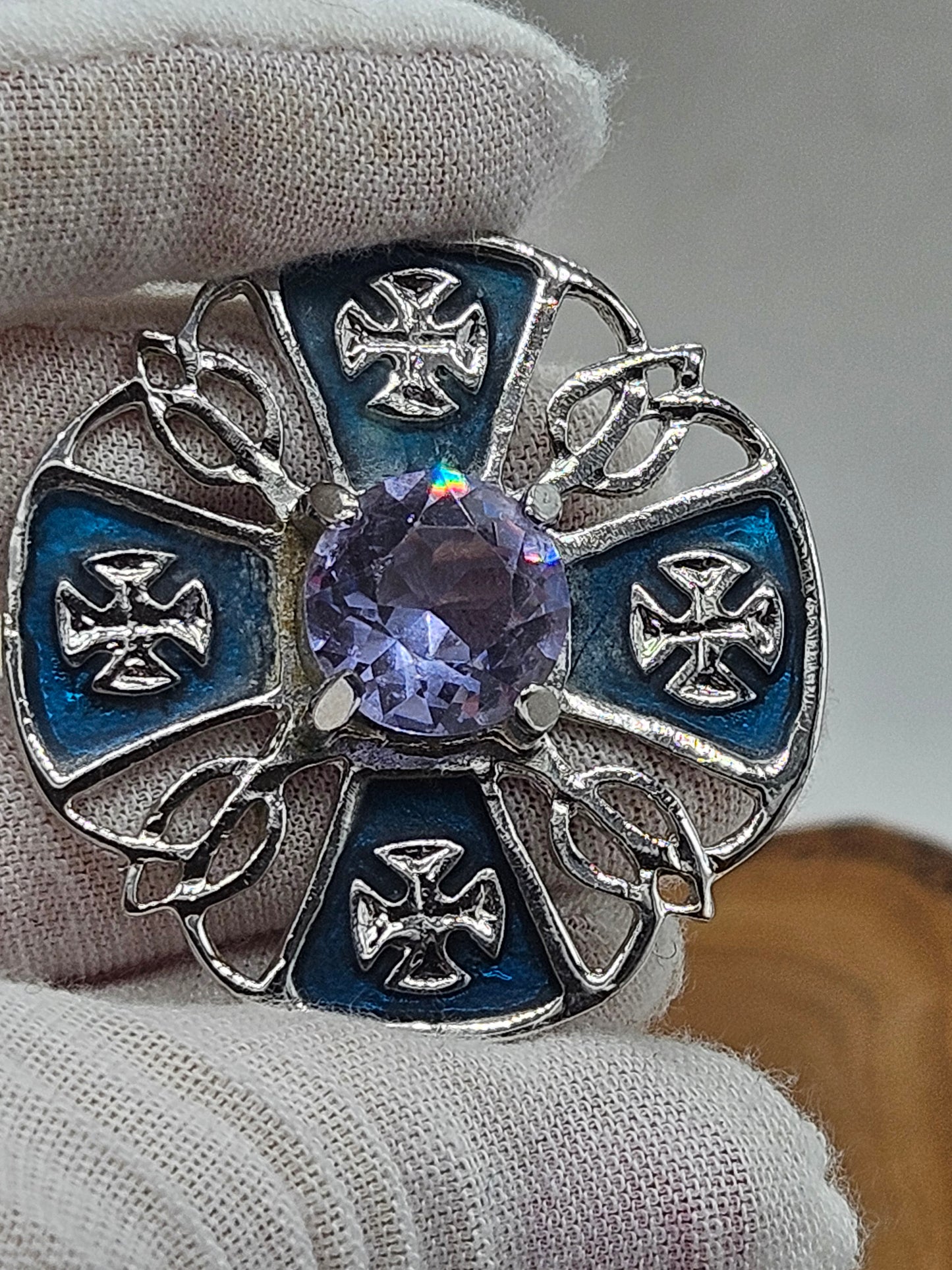 Vintage Enamel Scottish Brooch with Amethyst, VGC, L1097