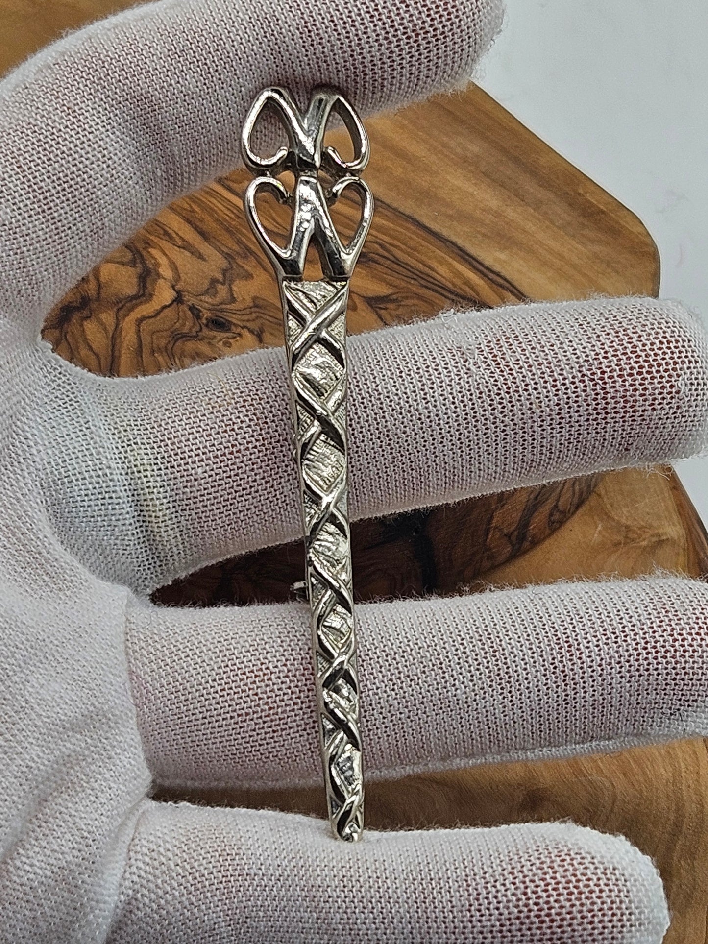 Vintage Scottish Kilt Pin/Brooch The Celtic Rod, VGC