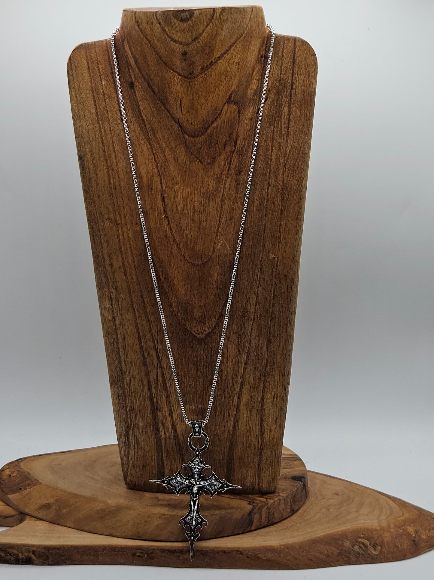 Large Gothic Cross pendant with chain, New K18