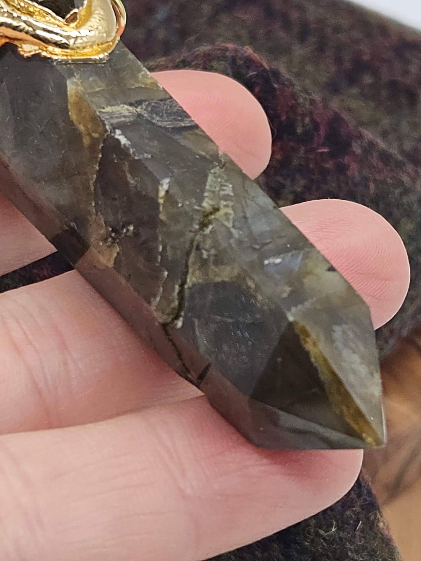 Very large crystal pendant, Quartz, Three types of quartz, no chain.