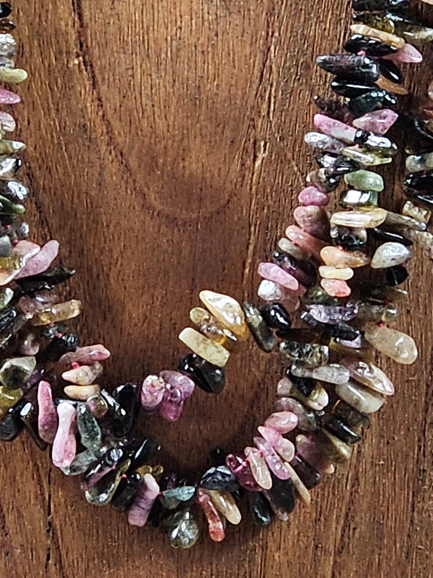Layered (140g) necklace beads made of natural rose quartz, amethyst, chalcedony