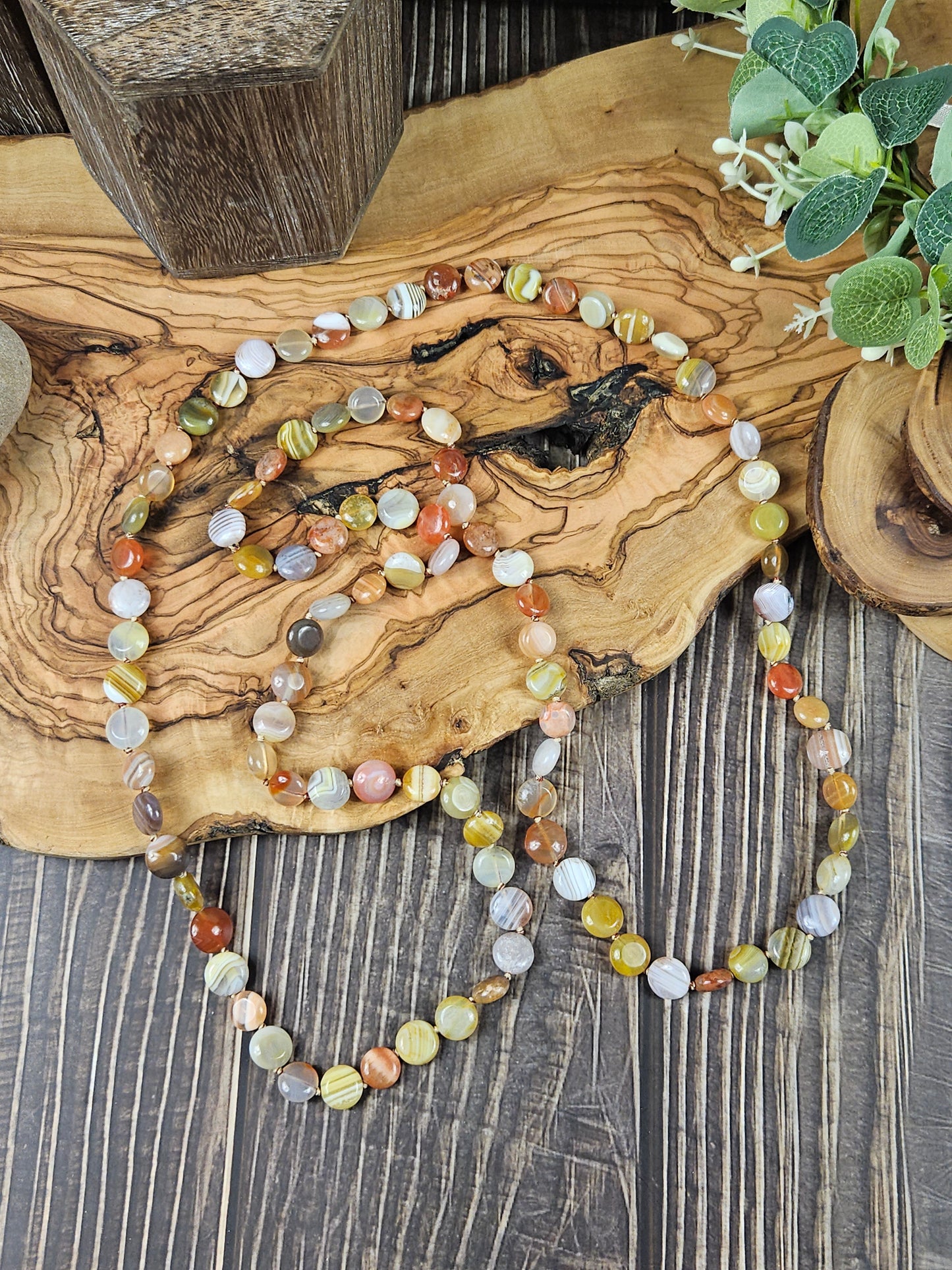 Extra long Beaded necklace made of natural agate, VGC, L900