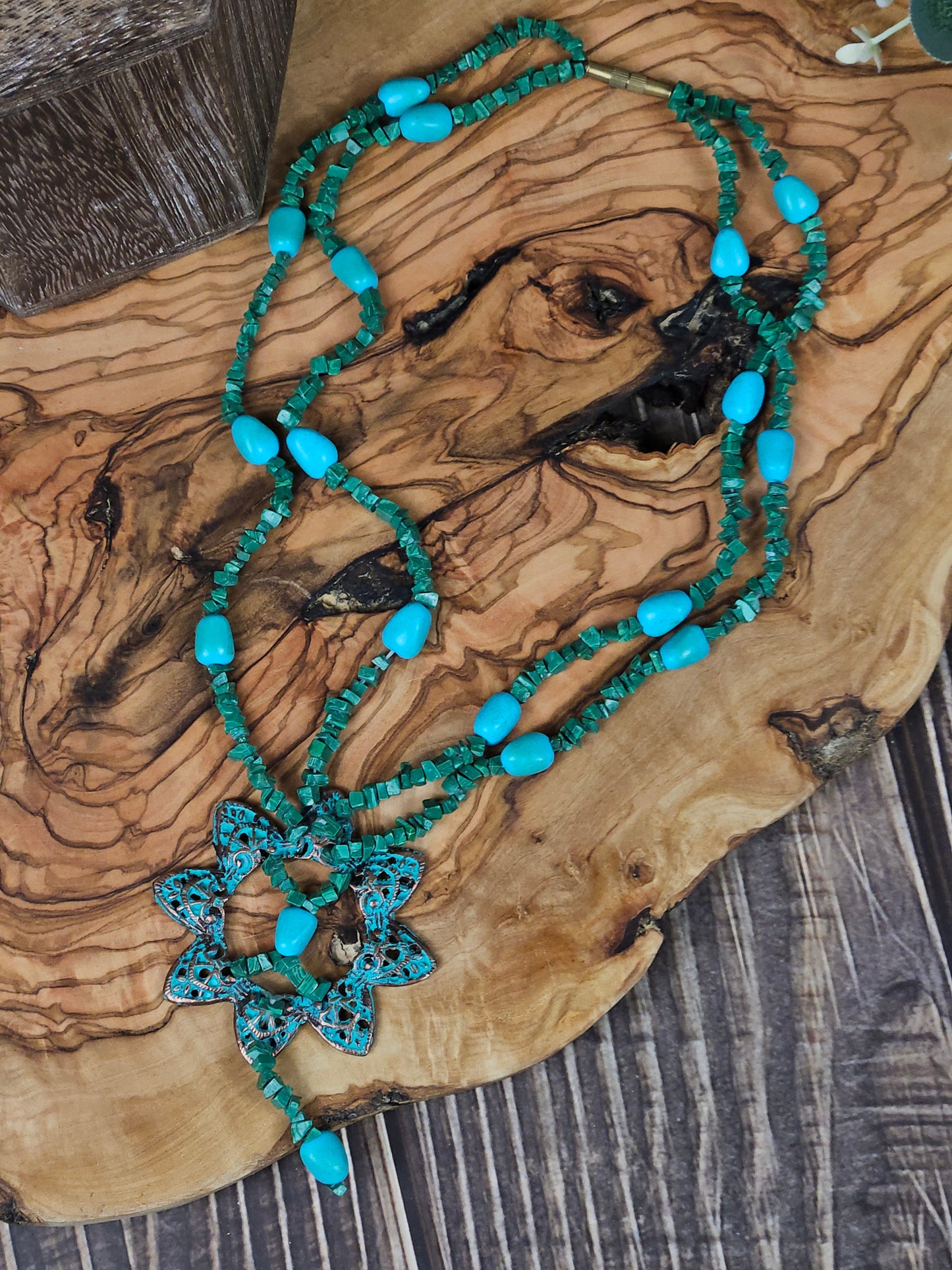 Vintage Ethnic Style Necklace with Faux Blue Turquoise and malachite.