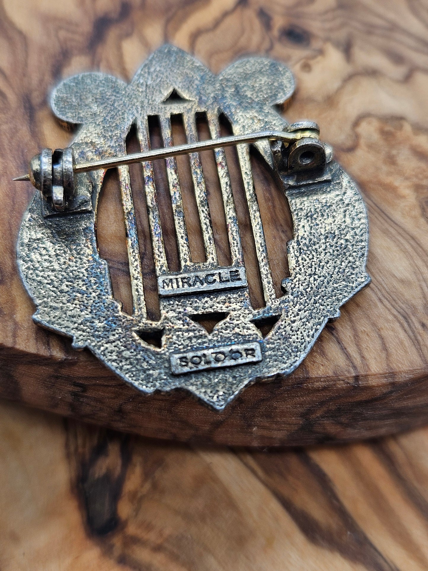 Vintage Irish Enamel Brooch Lucky Harp and two Hearts