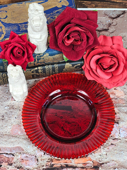 Vintage Gothic Vamire Cake Red Glass Plate