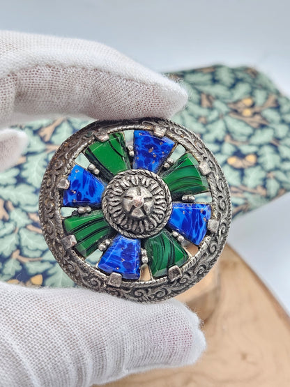 Vintage Large Scottish Brooch/Pendant with gemstones, VGC, L1091