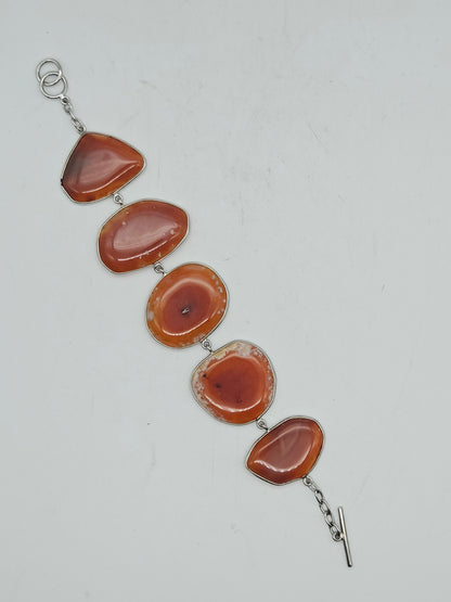 Vintage bracelet made of natural agate
