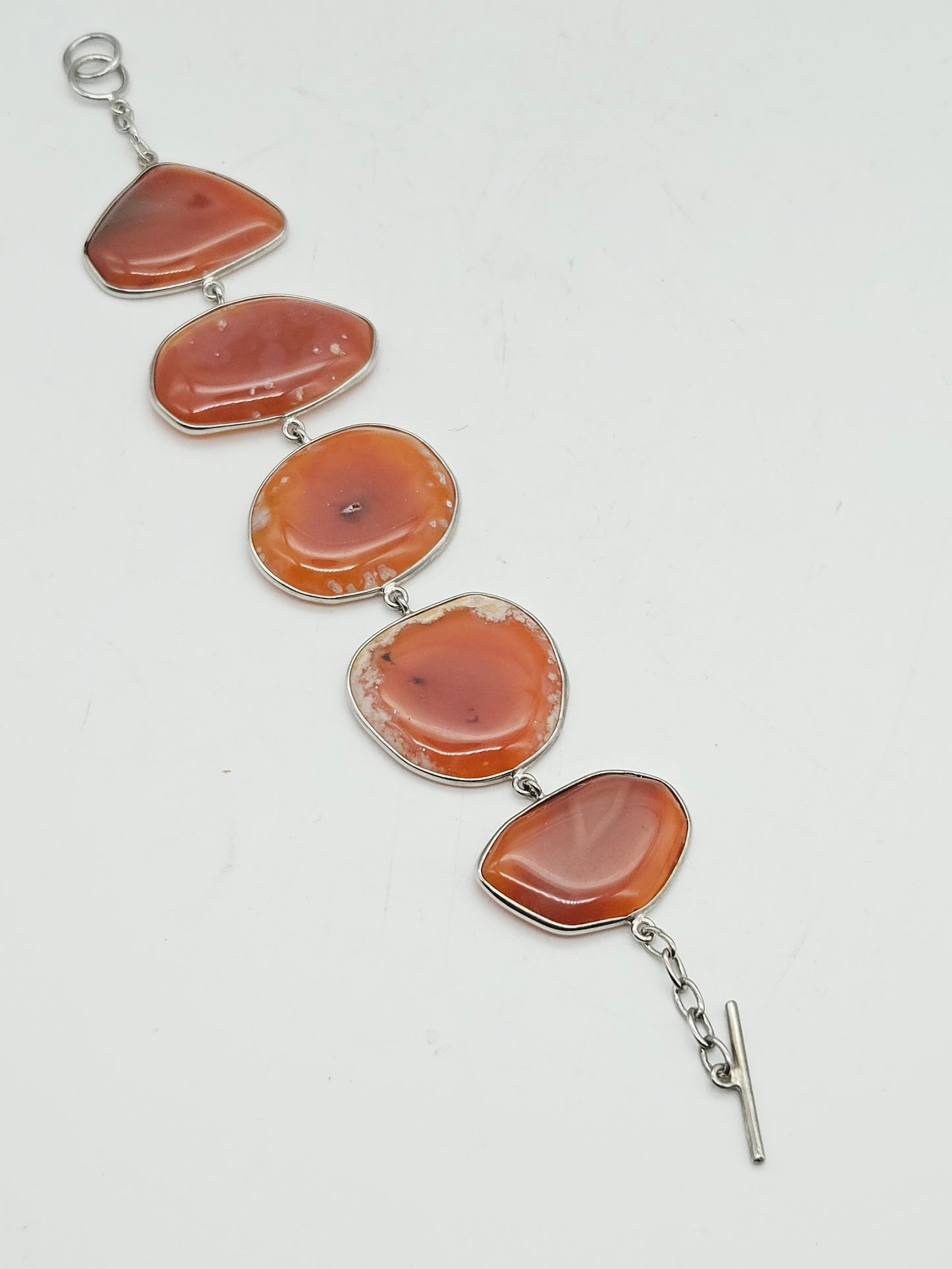 Vintage bracelet made of natural agate