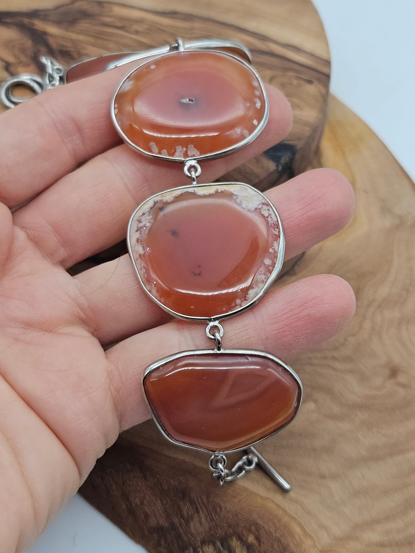Vintage bracelet made of natural agate